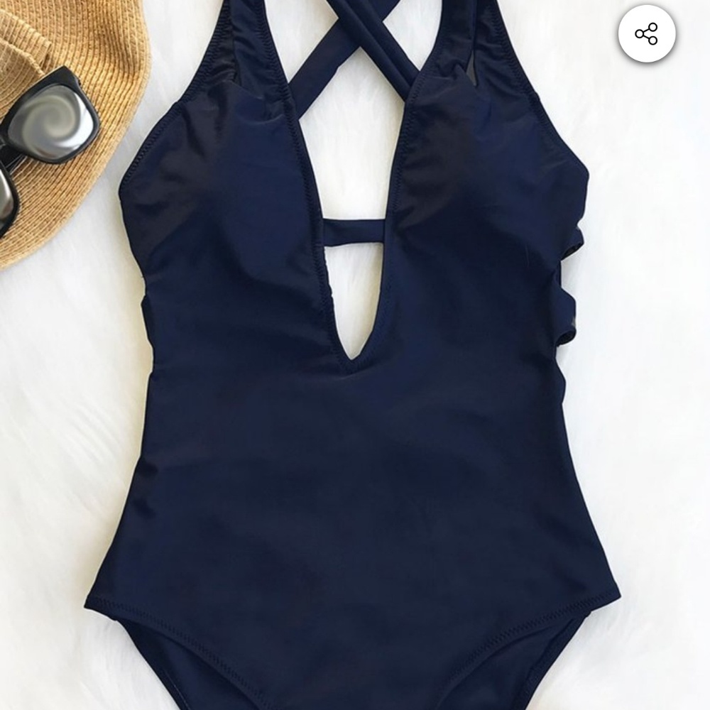 CupShe swimsuit